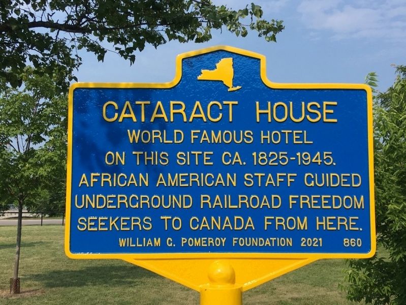 A NY state historical marker discussing the Cataract House.